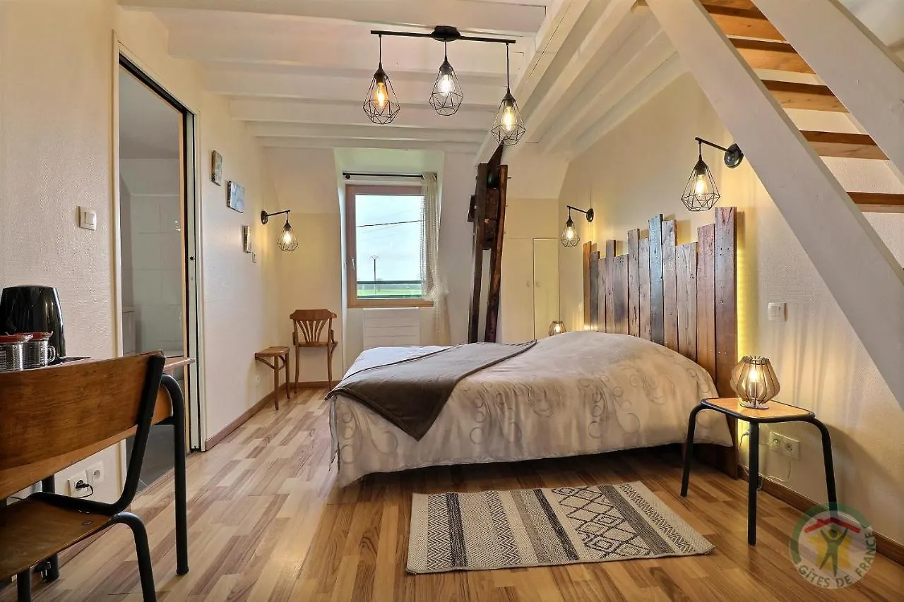 *** Bed & Breakfast Chambres D'Hotes Vezin-le-Coquet Frankrike