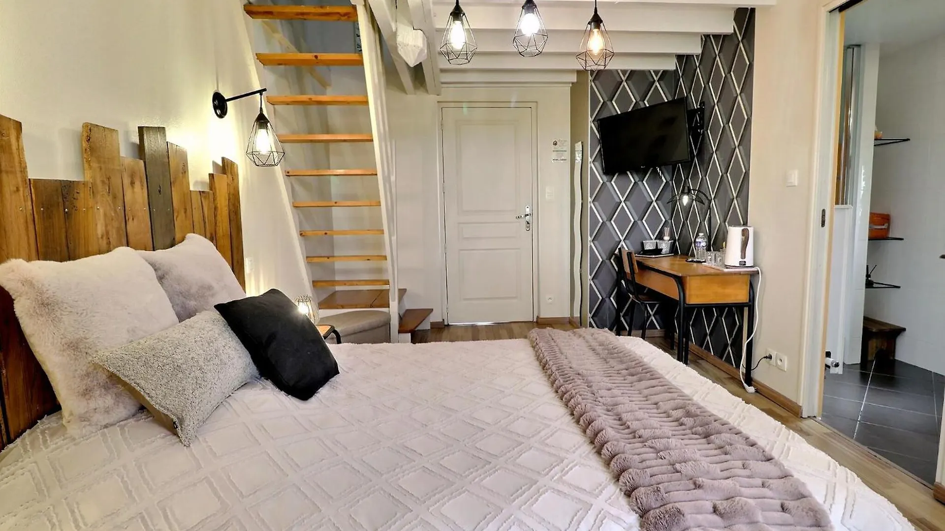 Chambres D'HÔTES Vezin-le-Coquet France